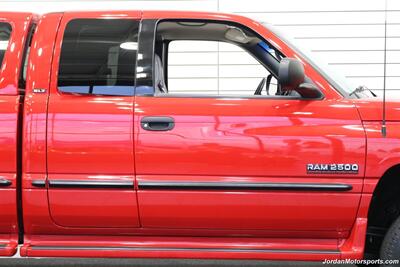 1998 Dodge Ram 2500 Laramie SLT  1-OWNER* 5-SPEED MANUAL* NEVER HAD 5TH WHEEL OR GOOSENECK* LARAMIE* SHORT BED 4X4* 1-OWNER* LEER CANOPY* EDGE TUNER* 100% STOCK* ALL BOOKS & KEYS - Photo 51 - Portland, OR 97230