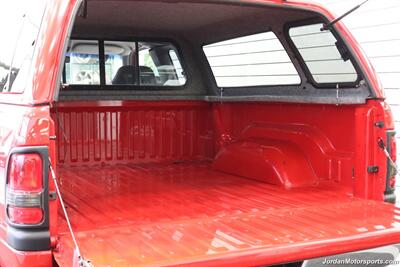 1998 Dodge Ram 2500 Laramie SLT  1-OWNER* 5-SPEED MANUAL* NEVER HAD 5TH WHEEL OR GOOSENECK* LARAMIE* SHORT BED 4X4* 1-OWNER* LEER CANOPY* EDGE TUNER* 100% STOCK* ALL BOOKS & KEYS - Photo 38 - Portland, OR 97230