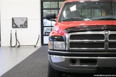 1998 Dodge Ram 2500 Laramie SLT  1-OWNER* 5-SPEED MANUAL* NEVER HAD 5TH WHEEL OR GOOSENECK* LARAMIE* SHORT BED 4X4* 1-OWNER* LEER CANOPY* EDGE TUNER* 100% STOCK* ALL BOOKS & KEYS - Photo 45 - Portland, OR 97230