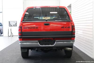 1998 Dodge Ram 2500 Laramie SLT  1-OWNER* 5-SPEED MANUAL* NEVER HAD 5TH WHEEL OR GOOSENECK* LARAMIE* SHORT BED 4X4* 1-OWNER* LEER CANOPY* EDGE TUNER* 100% STOCK* ALL BOOKS & KEYS - Photo 91 - Portland, OR 97230