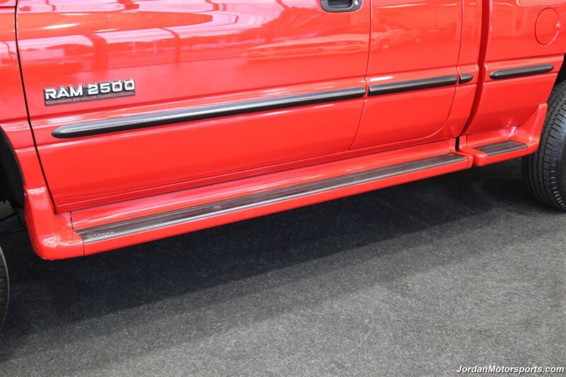 1998 Dodge Ram 2500 Laramie SLT  1-OWNER* 5-SPEED MANUAL* NEVER HAD 5TH WHEEL OR GOOSENECK* LARAMIE* SHORT BED 4X4* 1-OWNER* LEER CANOPY* EDGE TUNER* 100% STOCK* ALL BOOKS & KEYS - Photo 55 - Portland, OR 97230