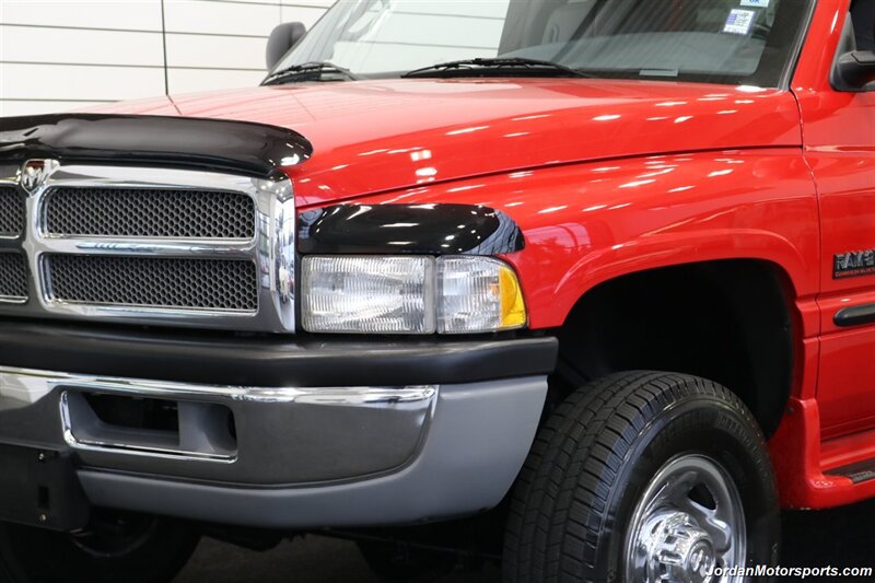 1998 Dodge Ram 2500 Laramie SLT  1-OWNER* 5-SPEED MANUAL* NEVER HAD 5TH WHEEL OR GOOSENECK* LARAMIE* SHORT BED 4X4* 1-OWNER* LEER CANOPY* EDGE TUNER* 100% STOCK* ALL BOOKS & KEYS - Photo 10 - Portland, OR 97230