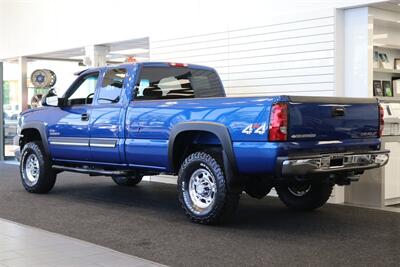 2004 Chevrolet Silverado 2500 LT 4dr Extended Cab LT  1-OWNER 100% RUST FREE* 100% STOCK* NEW 2.5 "FABTEC LEVEL KIT W/ BILSTEIN 5100 SHOCKS & NEW 33.5 " BFG KO3 10-PLYS* ALL SERVICE RECDS SINCE NEW* NEVER HAD 5TH WHEEL OR GOOSENECK* 5-SPD ALLISON - Photo 6 - Portland, OR 97230