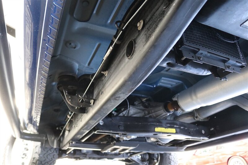 2004 Chevrolet Silverado 2500 LT 4dr Extended Cab LT  1-OWNER 100% RUST FREE* 100% STOCK* NEW 2.5 "FABTEC LEVEL KIT W/ BILSTEIN 5100 SHOCKS & NEW 33.5 " BFG KO3 10-PLYS* ALL SERVICE RECDS SINCE NEW* NEVER HAD 5TH WHEEL OR GOOSENECK* 5-SPD ALLISON - Photo 22 - Portland, OR 97230