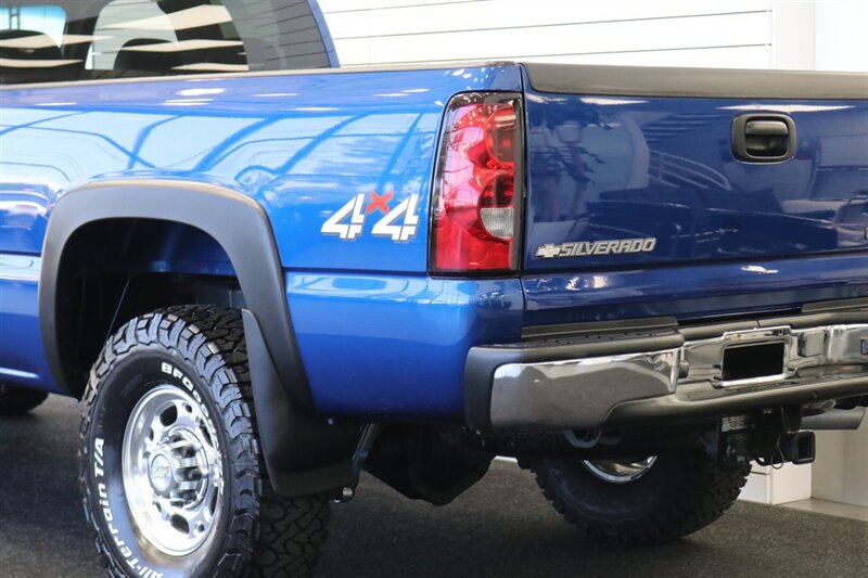 2004 Chevrolet Silverado 2500 LT 4dr Extended Cab LT  1-OWNER 100% RUST FREE* 100% STOCK* NEW 2.5 "FABTEC LEVEL KIT W/ BILSTEIN 5100 SHOCKS & NEW 33.5 " BFG KO3 10-PLYS* ALL SERVICE RECDS SINCE NEW* NEVER HAD 5TH WHEEL OR GOOSENECK* 5-SPD ALLISON - Photo 43 - Portland, OR 97230