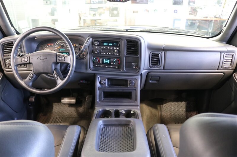 2004 Chevrolet Silverado 2500 LT 4dr Extended Cab LT  1-OWNER 100% RUST FREE* 100% STOCK* NEW 2.5 "FABTEC LEVEL KIT W/ BILSTEIN 5100 SHOCKS & NEW 33.5 " BFG KO3 10-PLYS* ALL SERVICE RECDS SINCE NEW* NEVER HAD 5TH WHEEL OR GOOSENECK* 5-SPD ALLISON - Photo 19 - Portland, OR 97230