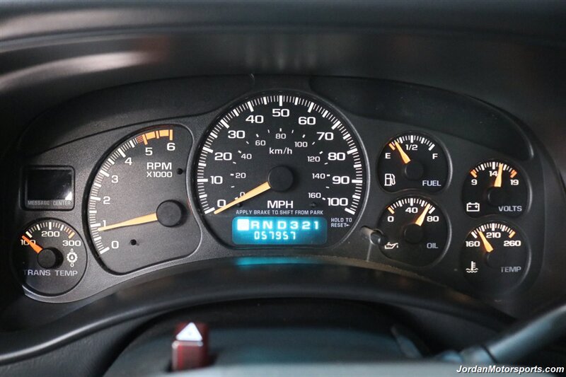 2001 Chevrolet Silverado 3500 LT  1-OWNER* 8.1L VORTEC* 57K MILES* 0-RUST* FULLY SERVICED* ALCOA'S W/ NEW TIRES* NEW BRAKES-ROTORS-CALIPERS-TIE RODS-FLUIDS-LINEX BED LINER - Photo 82 - Portland, OR 97230