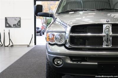 2005 Dodge Ram 3500 SLT 6-SPEED MANUAL 5.9L* NEVER HAD 5TH WHEEL OR GOOSNECK* FULL FRONT END SUSPENSION NEW REBUILD* CARLI 3 "LEVEL LIFT W/BILSTEIN 5100 SHOCKS* 34 " TOYO A/T III 10-PLYS* LEER CANOPY* LINEX BED LINER - Photo 27 - Portland, OR 97230