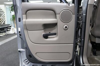 2005 Dodge Ram 3500 SLT 6-SPEED MANUAL 5.9L* NEVER HAD 5TH WHEEL OR GOOSNECK* FULL FRONT END SUSPENSION NEW REBUILD* CARLI 3 "LEVEL LIFT W/BILSTEIN 5100 SHOCKS* 34 " TOYO A/T III 10-PLYS* LEER CANOPY* LINEX BED LINER - Photo 54 - Portland, OR 97230