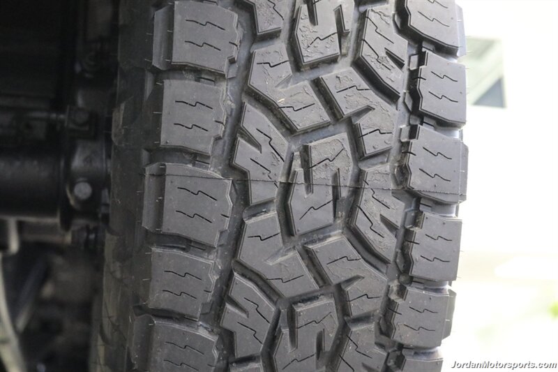 2005 Dodge Ram 3500 SLT 6-SPEED MANUAL 5.9L* NEVER HAD 5TH WHEEL OR GOOSNECK* FULL FRONT END SUSPENSION NEW REBUILD* CARLI 3 "LEVEL LIFT W/BILSTEIN 5100 SHOCKS* 34 " TOYO A/T III 10-PLYS* LEER CANOPY* LINEX BED LINER - Photo 43 - Portland, OR 97230