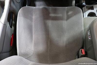 2005 Dodge Ram 3500 SLT 6-SPEED MANUAL 5.9L* NEVER HAD 5TH WHEEL OR GOOSNECK* FULL FRONT END SUSPENSION NEW REBUILD* CARLI 3 "LEVEL LIFT W/BILSTEIN 5100 SHOCKS* 34 " TOYO A/T III 10-PLYS* LEER CANOPY* LINEX BED LINER - Photo 58 - Portland, OR 97230