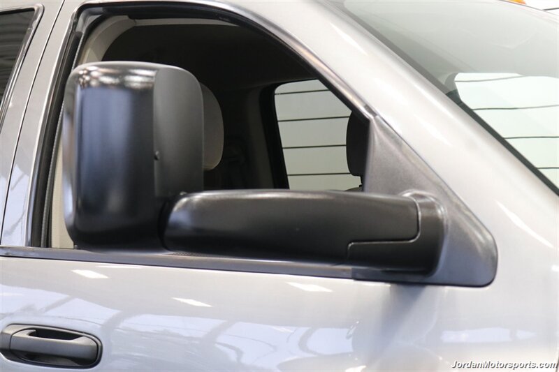 2005 Dodge Ram 3500 SLT 6-SPEED MANUAL 5.9L* NEVER HAD 5TH WHEEL OR GOOSNECK* FULL FRONT END SUSPENSION NEW REBUILD* CARLI 3 "LEVEL LIFT W/BILSTEIN 5100 SHOCKS* 34 " TOYO A/T III 10-PLYS* LEER CANOPY* LINEX BED LINER - Photo 47 - Portland, OR 97230