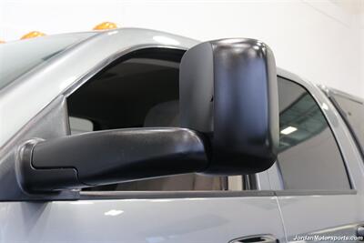 2005 Dodge Ram 3500 SLT 6-SPEED MANUAL 5.9L* NEVER HAD 5TH WHEEL OR GOOSNECK* FULL FRONT END SUSPENSION NEW REBUILD* CARLI 3 "LEVEL LIFT W/BILSTEIN 5100 SHOCKS* 34 " TOYO A/T III 10-PLYS* LEER CANOPY* LINEX BED LINER - Photo 46 - Portland, OR 97230