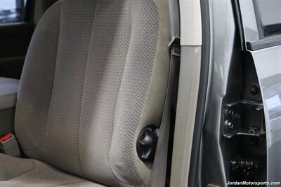 2005 Dodge Ram 3500 SLT 6-SPEED MANUAL 5.9L* NEVER HAD 5TH WHEEL OR GOOSNECK* FULL FRONT END SUSPENSION NEW REBUILD* CARLI 3 "LEVEL LIFT W/BILSTEIN 5100 SHOCKS* 34 " TOYO A/T III 10-PLYS* LEER CANOPY* LINEX BED LINER - Photo 64 - Portland, OR 97230