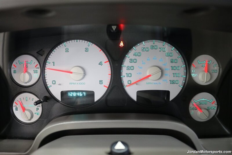 2005 Dodge Ram 3500 SLT 6-SPEED MANUAL 5.9L* NEVER HAD 5TH WHEEL OR GOOSNECK* FULL FRONT END SUSPENSION NEW REBUILD* CARLI 3 "LEVEL LIFT W/BILSTEIN 5100 SHOCKS* 34 " TOYO A/T III 10-PLYS* LEER CANOPY* LINEX BED LINER - Photo 81 - Portland, OR 97230