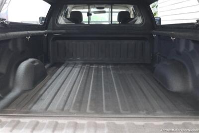 2005 Dodge Ram 3500 SLT 6-SPEED MANUAL 5.9L* NEVER HAD 5TH WHEEL OR GOOSNECK* FULL FRONT END SUSPENSION NEW REBUILD* CARLI 3 "LEVEL LIFT W/BILSTEIN 5100 SHOCKS* 34 " TOYO A/T III 10-PLYS* LEER CANOPY* LINEX BED LINER - Photo 38 - Portland, OR 97230