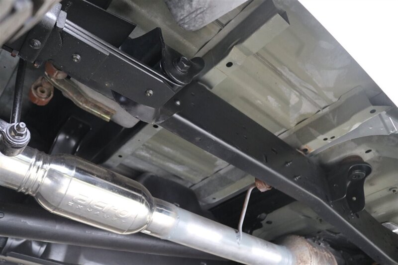 2003 Ford F-250 XLT  JUST HAD 10K FULL ENGINE BULLETPROOFING WITH ARP HEAD STUDS AND GASKETS-OIL & EGR COOLER - S&B INTAKE* 4 "EXHAUST- FULL TOP END UPGRADE* NEW 33 " BFG KO3 10-PLYS* REMOTE START* 0-RUST - Photo 17 - Portland, OR 97230