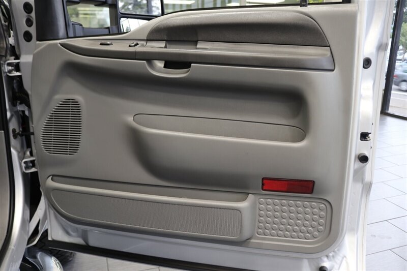 2003 Ford F-250 XLT  JUST HAD 10K FULL ENGINE BULLETPROOFING WITH ARP HEAD STUDS AND GASKETS-OIL & EGR COOLER - S&B INTAKE* 4 "EXHAUST- FULL TOP END UPGRADE* NEW 33 " BFG KO3 10-PLYS* REMOTE START* 0-RUST - Photo 73 - Portland, OR 97230