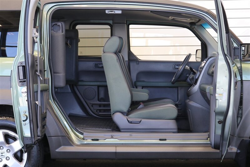 2005 Honda Element EX   - Photo 37 - Portland, OR 97230
