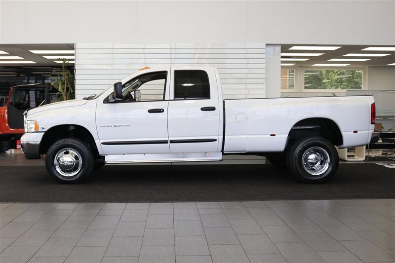 2005 Dodge Ram 3500 SLT  1-OWNER* 100% RUST FREE* 5.9L HIGH OUTPUT* 6-SPD MANUAL* DEALER SERVICED SINCE NEW W/ ALL RECORDS* NEW SERVICE INCLUDING NEW AC COMPRESSOR & FLUIDS* 100% STOCK UNMODIFIED* ALL BOOKS * COLLECTOR GRADE - Photo 4 - Portland, OR 97230