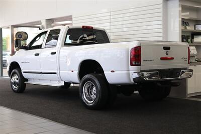 2005 Dodge Ram 3500 SLT  1-OWNER* 100% RUST FREE* 5.9L HIGH OUTPUT* 6-SPD MANUAL* DEALER SERVICED SINCE NEW W/ ALL RECORDS* NEW SERVICE INCLUDING NEW AC COMPRESSOR & FLUIDS* 100% STOCK UNMODIFIED* ALL BOOKS * COLLECTOR GRADE - Photo 6 - Portland, OR 97230