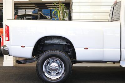 2005 Dodge Ram 3500 SLT  1-OWNER* 100% RUST FREE* 5.9L HIGH OUTPUT* 6-SPD MANUAL* DEALER SERVICED SINCE NEW W/ ALL RECORDS* NEW SERVICE INCLUDING NEW AC COMPRESSOR & FLUIDS* 100% STOCK UNMODIFIED* ALL BOOKS * COLLECTOR GRADE - Photo 49 - Portland, OR 97230