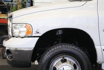 2005 Dodge Ram 3500 SLT  1-OWNER* 100% RUST FREE* 5.9L HIGH OUTPUT* 6-SPD MANUAL* DEALER SERVICED SINCE NEW W/ ALL RECORDS* NEW SERVICE INCLUDING NEW AC COMPRESSOR & FLUIDS* 100% STOCK UNMODIFIED* ALL BOOKS * COLLECTOR GRADE - Photo 44 - Portland, OR 97230
