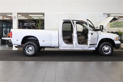 2005 Dodge Ram 3500 SLT  1-OWNER* 100% RUST FREE* 5.9L HIGH OUTPUT* 6-SPD MANUAL* DEALER SERVICED SINCE NEW W/ ALL RECORDS* NEW SERVICE INCLUDING NEW AC COMPRESSOR & FLUIDS* 100% STOCK UNMODIFIED* ALL BOOKS * COLLECTOR GRADE - Photo 11 - Portland, OR 97230