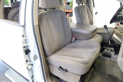 2005 Dodge Ram 3500 SLT  1-OWNER* 100% RUST FREE* 5.9L HIGH OUTPUT* 6-SPD MANUAL* DEALER SERVICED SINCE NEW W/ ALL RECORDS* NEW SERVICE INCLUDING NEW AC COMPRESSOR & FLUIDS* 100% STOCK UNMODIFIED* ALL BOOKS * COLLECTOR GRADE - Photo 17 - Portland, OR 97230