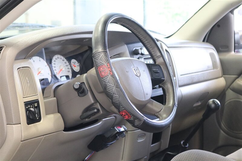 2005 Dodge Ram 3500 SLT  1-OWNER* 100% RUST FREE* 5.9L HIGH OUTPUT* 6-SPD MANUAL* DEALER SERVICED SINCE NEW W/ ALL RECORDS* NEW SERVICE INCLUDING NEW AC COMPRESSOR & FLUIDS* 100% STOCK UNMODIFIED* ALL BOOKS * COLLECTOR GRADE - Photo 78 - Portland, OR 97230