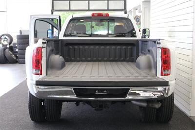 2005 Dodge Ram 3500 SLT  1-OWNER* 100% RUST FREE* 5.9L HIGH OUTPUT* 6-SPD MANUAL* DEALER SERVICED SINCE NEW W/ ALL RECORDS* NEW SERVICE INCLUDING NEW AC COMPRESSOR & FLUIDS* 100% STOCK UNMODIFIED* ALL BOOKS * COLLECTOR GRADE - Photo 15 - Portland, OR 97230