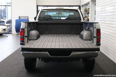 2001 Dodge Ram 2500 SLT  2-OWNERS SINCE NEW* 100% RUST FREE* NEW 33 " BFG KO3 10-PLYS* UPGRADED EXTERNAL INJECTION PUMP* NEW BRAKES - ROTORS - CALIPERS - BRAKE FLUID - WIPERS - AIR FILTER* NEVER HAD 5TH WHEELS OR GOOSNECK - Photo 14 - Portland, OR 97230