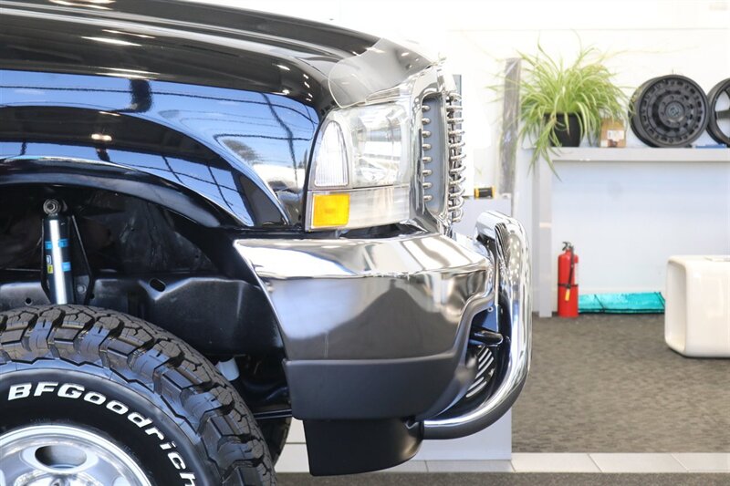 2001 Ford F-250 XLT  1-OWNER* 100% RUST FREE* NEW 2.5 " LEVEL KIT W/ NEW 35 " BFG KO3 10-PLYs* ALL SERVICE RECORDS SINCE NEW @FORD DEALER* NEW BRAKES-ROTORS-CALIPERS-COOLANT FLUSH-BRAKE FLUID-THERMOSTAT* ALL BOOKS & KEYS - Photo 51 - Portland, OR 97230