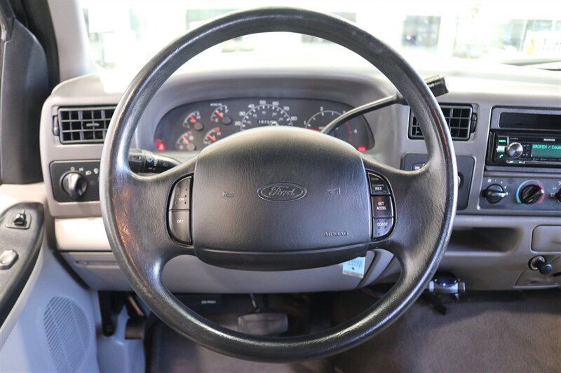 2001 Ford F-250 XLT  1-OWNER* 100% RUST FREE* NEW 2.5 " LEVEL KIT W/ NEW 35 " BFG KO3 10-PLYs* ALL SERVICE RECORDS SINCE NEW @FORD DEALER* NEW BRAKES-ROTORS-CALIPERS-COOLANT FLUSH-BRAKE FLUID-THERMOSTAT* ALL BOOKS & KEYS - Photo 83 - Portland, OR 97230