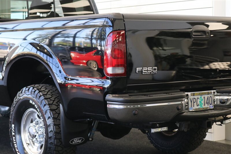 2001 Ford F-250 XLT  1-OWNER* 100% RUST FREE* NEW 2.5 " LEVEL KIT W/ NEW 35 " BFG KO3 10-PLYs* ALL SERVICE RECORDS SINCE NEW @FORD DEALER* NEW BRAKES-ROTORS-CALIPERS-COOLANT FLUSH-BRAKE FLUID-THERMOSTAT* ALL BOOKS & KEYS - Photo 41 - Portland, OR 97230