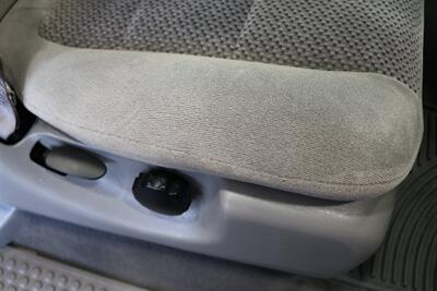 2001 Ford F-250 XLT  1-OWNER* 100% RUST FREE* NEW 2.5 " LEVEL KIT W/ NEW 35 " BFG KO3 10-PLYs* ALL SERVICE RECORDS SINCE NEW @FORD DEALER* NEW BRAKES-ROTORS-CALIPERS-COOLANT FLUSH-BRAKE FLUID-THERMOSTAT* ALL BOOKS & KEYS - Photo 73 - Portland, OR 97230