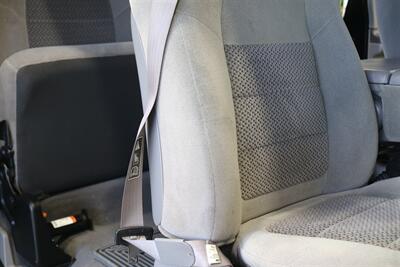 2001 Ford F-250 XLT  1-OWNER* 100% RUST FREE* NEW 2.5 " LEVEL KIT W/ NEW 35 " BFG KO3 10-PLYs* ALL SERVICE RECORDS SINCE NEW @FORD DEALER* NEW BRAKES-ROTORS-CALIPERS-COOLANT FLUSH-BRAKE FLUID-THERMOSTAT* ALL BOOKS & KEYS - Photo 75 - Portland, OR 97230