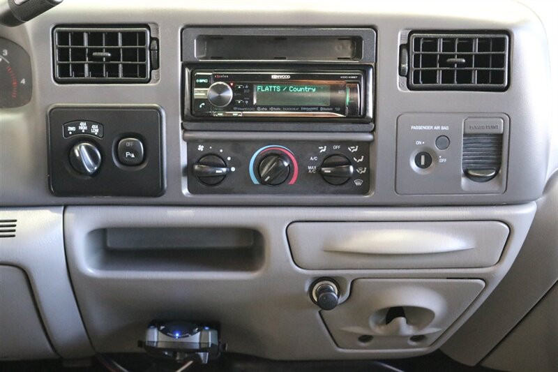 2001 Ford F-250 XLT  1-OWNER* 100% RUST FREE* NEW 2.5 " LEVEL KIT W/ NEW 35 " BFG KO3 10-PLYs* ALL SERVICE RECORDS SINCE NEW @FORD DEALER* NEW BRAKES-ROTORS-CALIPERS-COOLANT FLUSH-BRAKE FLUID-THERMOSTAT* ALL BOOKS & KEYS - Photo 89 - Portland, OR 97230