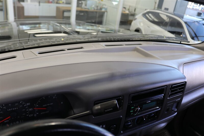 2001 Ford F-250 XLT  1-OWNER* 100% RUST FREE* NEW 2.5 " LEVEL KIT W/ NEW 35 " BFG KO3 10-PLYs* ALL SERVICE RECORDS SINCE NEW @FORD DEALER* NEW BRAKES-ROTORS-CALIPERS-COOLANT FLUSH-BRAKE FLUID-THERMOSTAT* ALL BOOKS & KEYS - Photo 92 - Portland, OR 97230