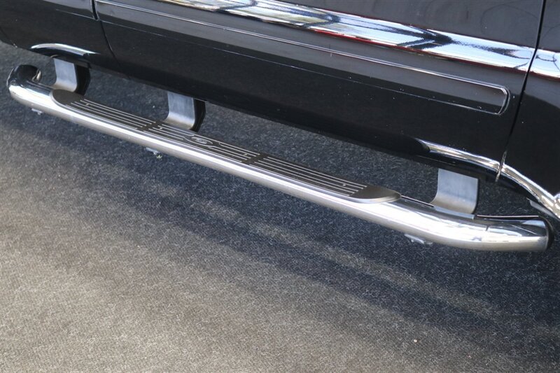 2001 Ford F-250 XLT  1-OWNER* 100% RUST FREE* NEW 2.5 " LEVEL KIT W/ NEW 35 " BFG KO3 10-PLYs* ALL SERVICE RECORDS SINCE NEW @FORD DEALER* NEW BRAKES-ROTORS-CALIPERS-COOLANT FLUSH-BRAKE FLUID-THERMOSTAT* ALL BOOKS & KEYS - Photo 47 - Portland, OR 97230