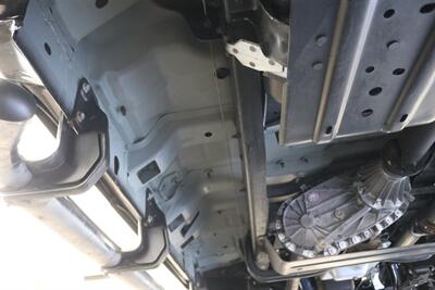 2001 Ford F-250 XLT  1-OWNER* 100% RUST FREE* NEW 2.5 " LEVEL KIT W/ NEW 35 " BFG KO3 10-PLYs* ALL SERVICE RECORDS SINCE NEW @FORD DEALER* NEW BRAKES-ROTORS-CALIPERS-COOLANT FLUSH-BRAKE FLUID-THERMOSTAT* ALL BOOKS & KEYS - Photo 26 - Portland, OR 97230