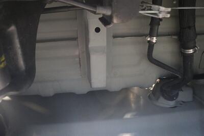 2001 Ford F-250 XLT  1-OWNER* 100% RUST FREE* NEW 2.5 " LEVEL KIT W/ NEW 35 " BFG KO3 10-PLYs* ALL SERVICE RECORDS SINCE NEW @FORD DEALER* NEW BRAKES-ROTORS-CALIPERS-COOLANT FLUSH-BRAKE FLUID-THERMOSTAT* ALL BOOKS & KEYS - Photo 29 - Portland, OR 97230