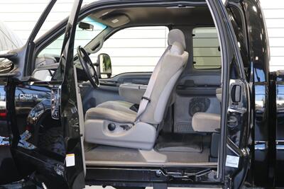 2001 Ford F-250 XLT  1-OWNER* 100% RUST FREE* NEW 2.5 " LEVEL KIT W/ NEW 35 " BFG KO3 10-PLYs* ALL SERVICE RECORDS SINCE NEW @FORD DEALER* NEW BRAKES-ROTORS-CALIPERS-COOLANT FLUSH-BRAKE FLUID-THERMOSTAT* ALL BOOKS & KEYS - Photo 60 - Portland, OR 97230