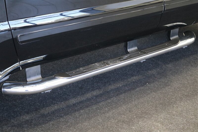 2001 Ford F-250 XLT  1-OWNER* 100% RUST FREE* NEW 2.5 " LEVEL KIT W/ NEW 35 " BFG KO3 10-PLYs* ALL SERVICE RECORDS SINCE NEW @FORD DEALER* NEW BRAKES-ROTORS-CALIPERS-COOLANT FLUSH-BRAKE FLUID-THERMOSTAT* ALL BOOKS & KEYS - Photo 46 - Portland, OR 97230