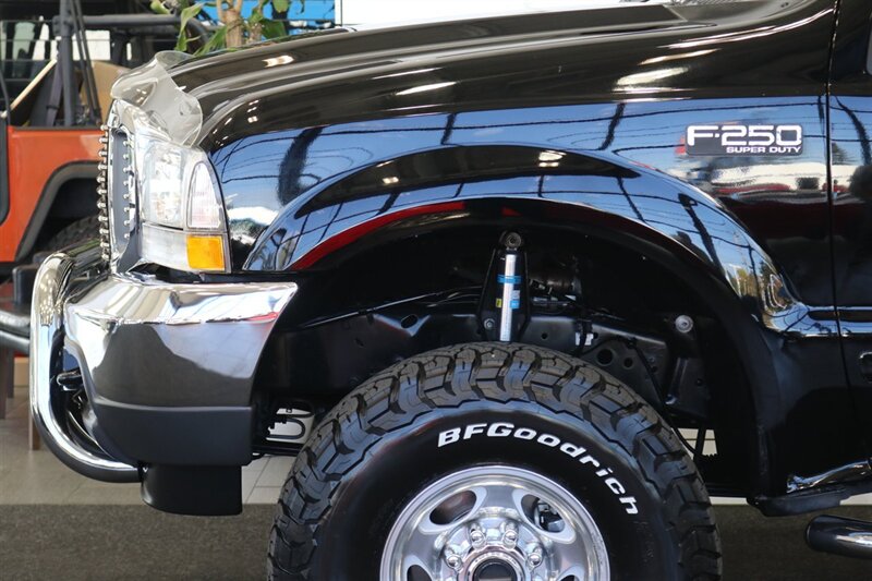 2001 Ford F-250 XLT  1-OWNER* 100% RUST FREE* NEW 2.5 " LEVEL KIT W/ NEW 35 " BFG KO3 10-PLYs* ALL SERVICE RECORDS SINCE NEW @FORD DEALER* NEW BRAKES-ROTORS-CALIPERS-COOLANT FLUSH-BRAKE FLUID-THERMOSTAT* ALL BOOKS & KEYS - Photo 52 - Portland, OR 97230