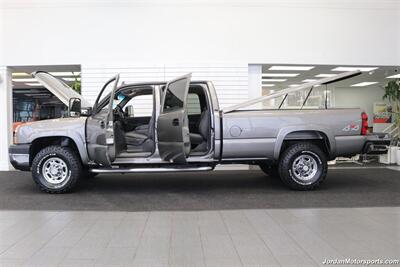 2006 Chevrolet Silverado 2500  1-OWNER* 0-RUST* LONG BED* LBZ* 84K MLS* 0-MODIFICATIONS* 100% STOCK* NEVER HAD A 5TH WHEEL OR GOOSE NECK* NEW 33 "BFG KO3s* FULL FRESH SERVICE* - Photo 9 - Portland, OR 97230