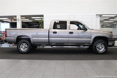 2006 Chevrolet Silverado 2500  1-OWNER* 0-RUST* LONG BED* LBZ* 84K MLS* 0-MODIFICATIONS* 100% STOCK* NEVER HAD A 5TH WHEEL OR GOOSE NECK* NEW 33 "BFG KO3s* FULL FRESH SERVICE* - Photo 4 - Portland, OR 97230