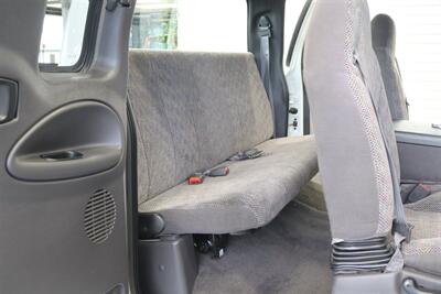 1999 Dodge Ram 2500 Laramie SLT  V-10 MAGNUM* 5-SPEED MANUAL* 58K ACTUAL MILES* NEVER HAD 5TH WHEEL OR GOOSENECK* NEW 33 " BFG KO3 10-PLYS* NEW BRAKES / SWAY BAR LINKS / BRAKE & COOLANT FLUSH* ALL ORIGINAL BOOKS-WINDOW STICKER-KEYS* - Photo 18 - Portland, OR 97230