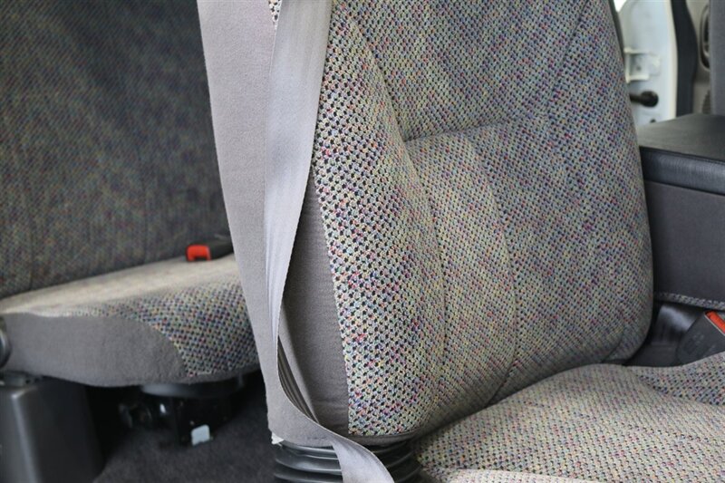 1999 Dodge Ram 2500 Laramie SLT  V-10 MAGNUM* 5-SPEED MANUAL* 58K ACTUAL MILES* NEVER HAD 5TH WHEEL OR GOOSENECK* NEW 33 " BFG KO3 10-PLYS* NEW BRAKES / SWAY BAR LINKS / BRAKE & COOLANT FLUSH* ALL ORIGINAL BOOKS-WINDOW STICKER-KEYS* - Photo 75 - Portland, OR 97230