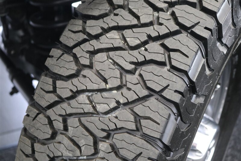 1999 Dodge Ram 2500 Laramie SLT  V-10 MAGNUM* 5-SPEED MANUAL* 58K ACTUAL MILES* NEVER HAD 5TH WHEEL OR GOOSENECK* NEW 33 " BFG KO3 10-PLYS* NEW BRAKES / SWAY BAR LINKS / BRAKE & COOLANT FLUSH* ALL ORIGINAL BOOKS-WINDOW STICKER-KEYS* - Photo 51 - Portland, OR 97230